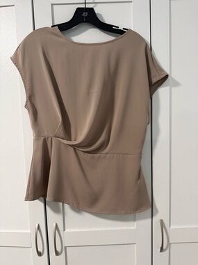 Boutique Taupe Short-Sleeve Draped Peplum Blouse